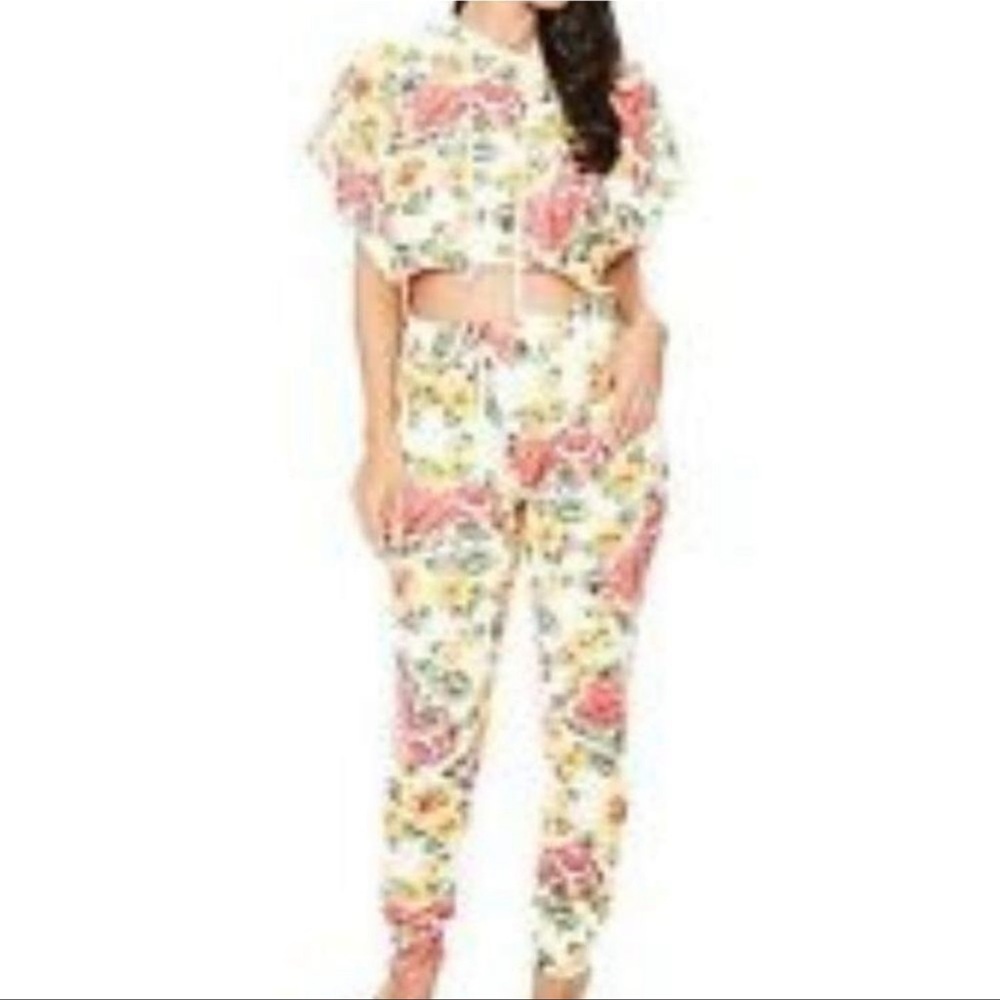 Naked wardrobe lounge wear set -floral